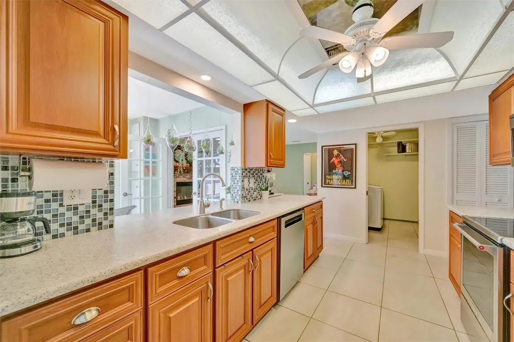 5729 Augusta Circle Sarasota FL 34238