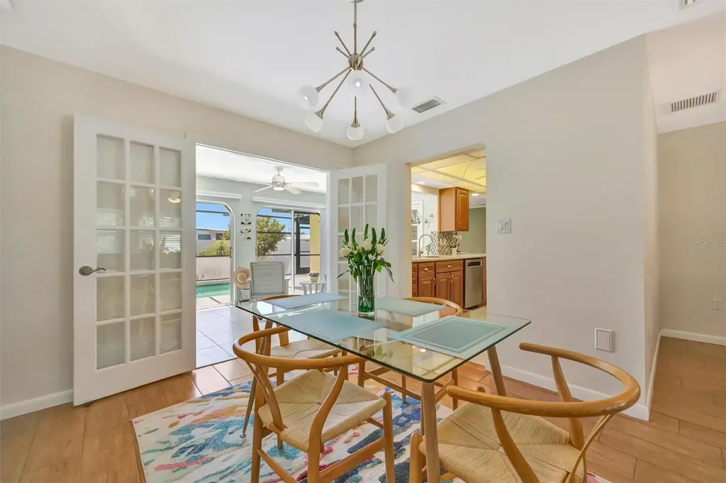 5729 Augusta Circle Sarasota FL 34238