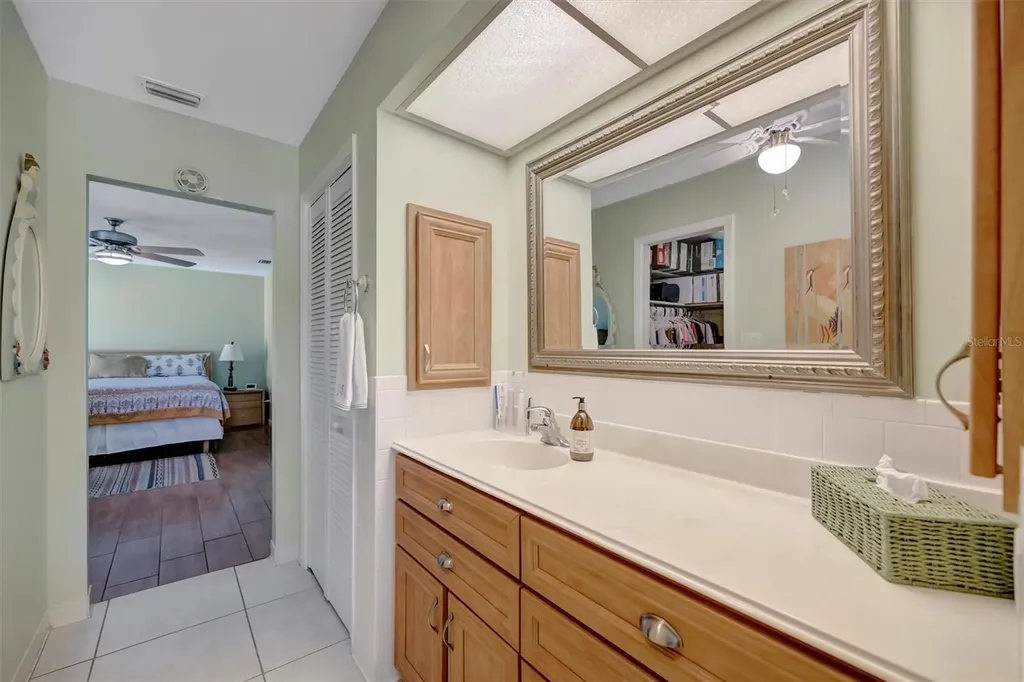 5729 Augusta Circle Sarasota FL 34238