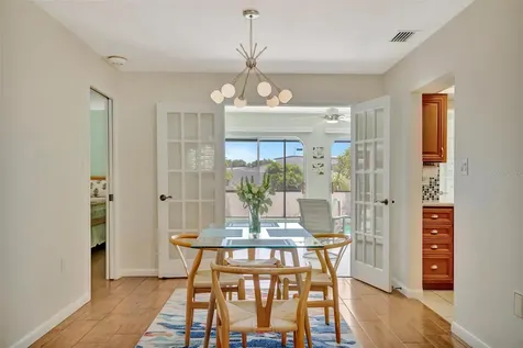 5729 Augusta Circle Sarasota FL 34238