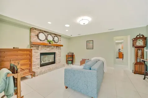 5729 Augusta Circle Sarasota FL 34238