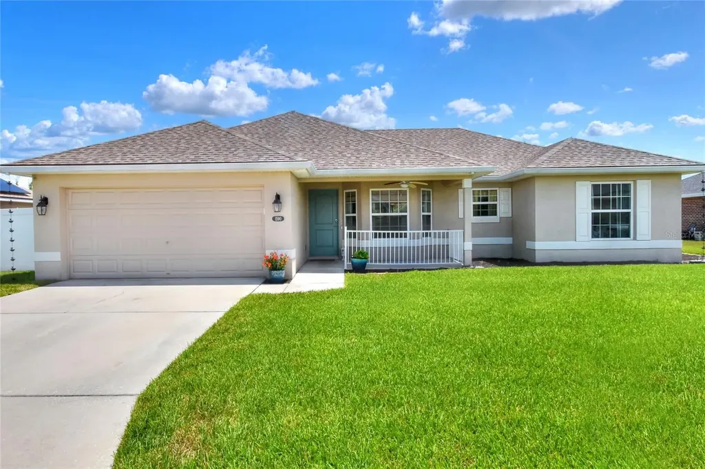 1590 Doves View Circle Auburndale FL 33823