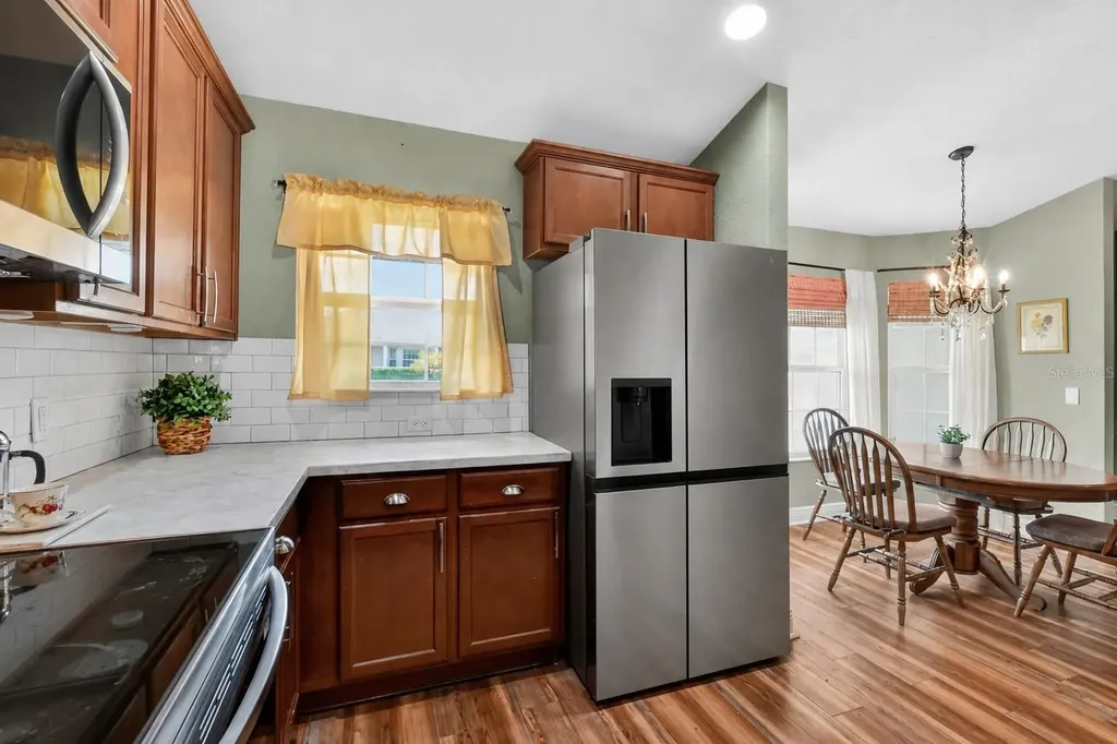 1590 Doves View Circle Auburndale FL 33823