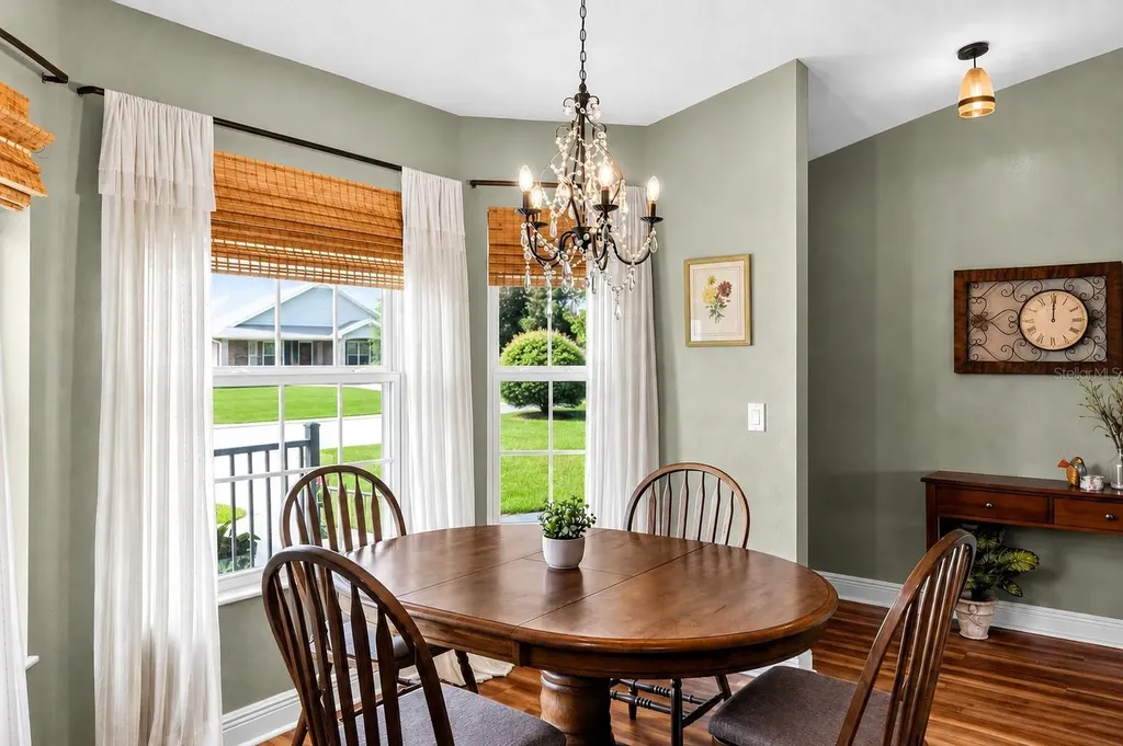 1590 Doves View Circle Auburndale FL 33823