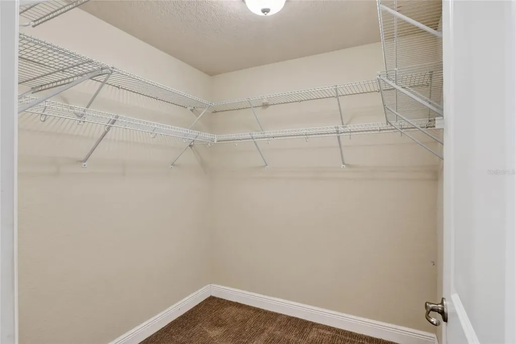 1590 Doves View Circle Auburndale FL 33823