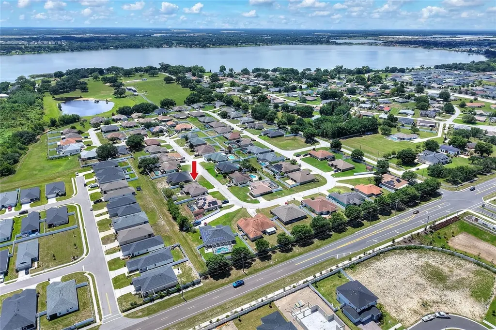 1590 Doves View Circle Auburndale FL 33823