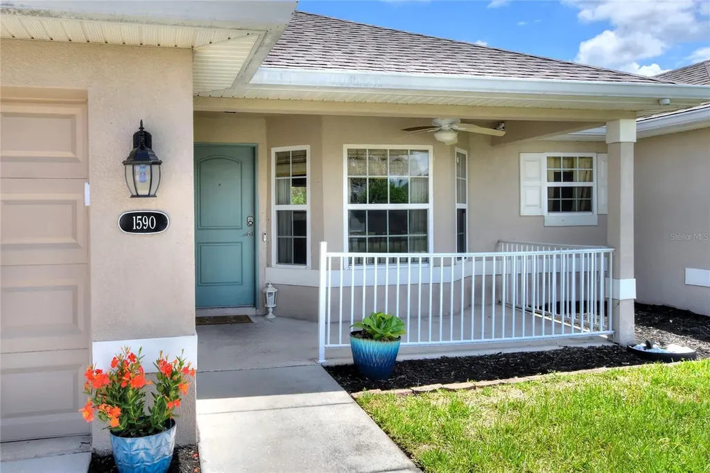 1590 Doves View Circle Auburndale FL 33823