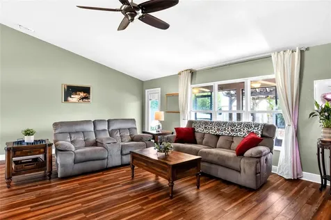 1590 Doves View Circle Auburndale FL 33823