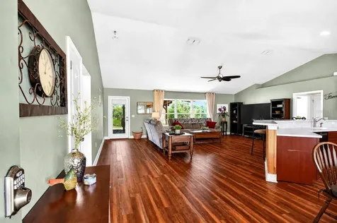1590 Doves View Circle Auburndale FL 33823