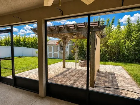 1590 Doves View Circle Auburndale FL 33823