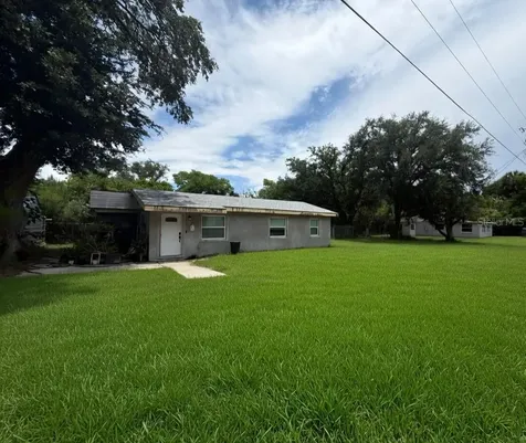 3316 W 5th Street Sanford FL 32771