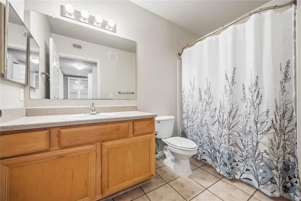 1025 Villagio Circle Sarasota FL 34237