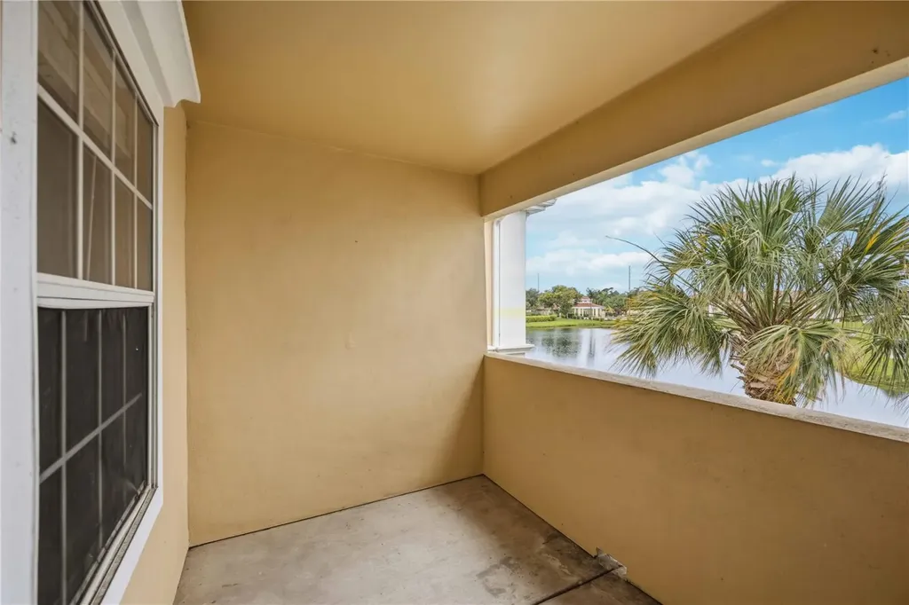 1025 Villagio Circle Sarasota FL 34237
