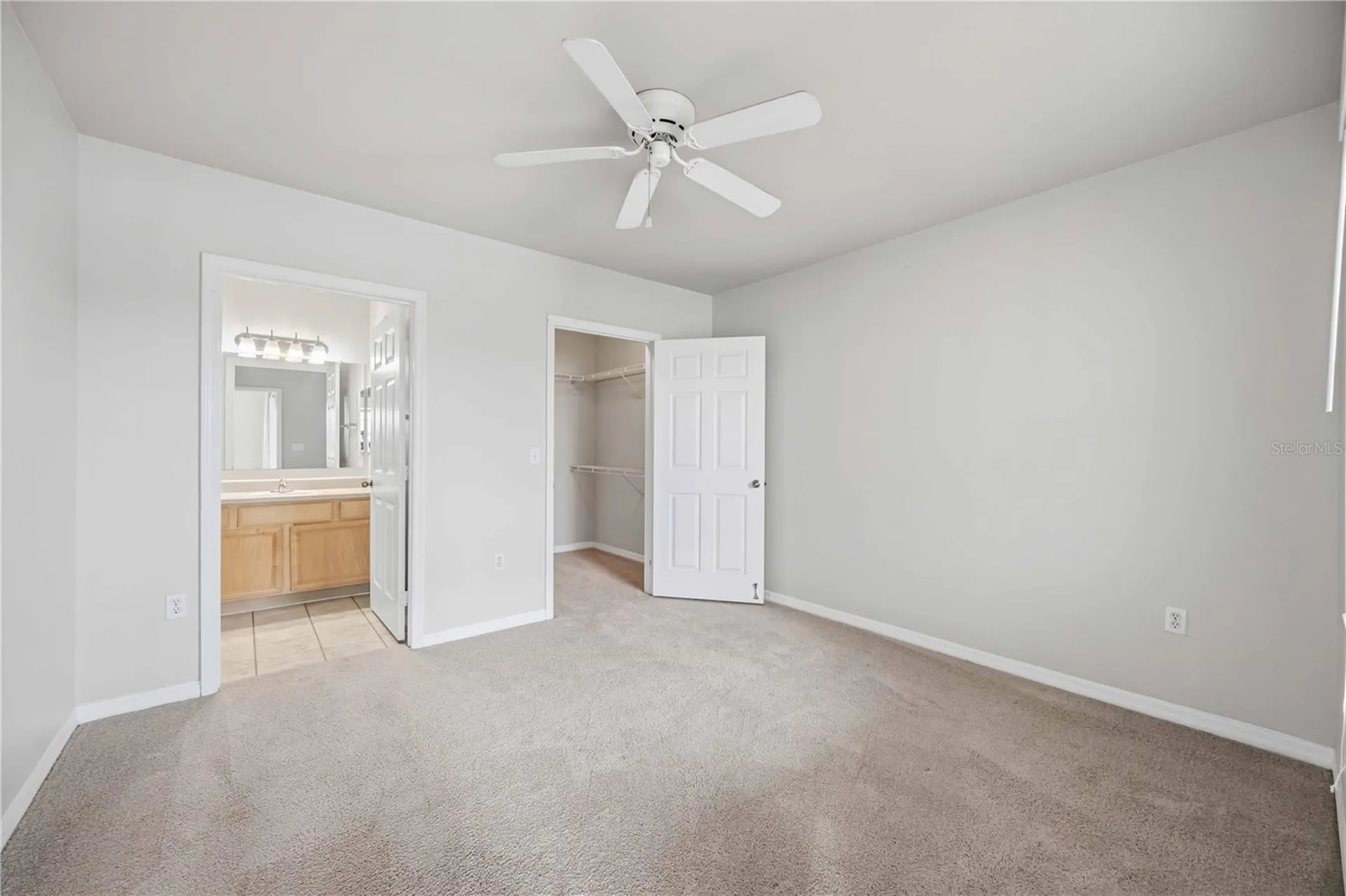 1025 Villagio Circle Sarasota FL 34237