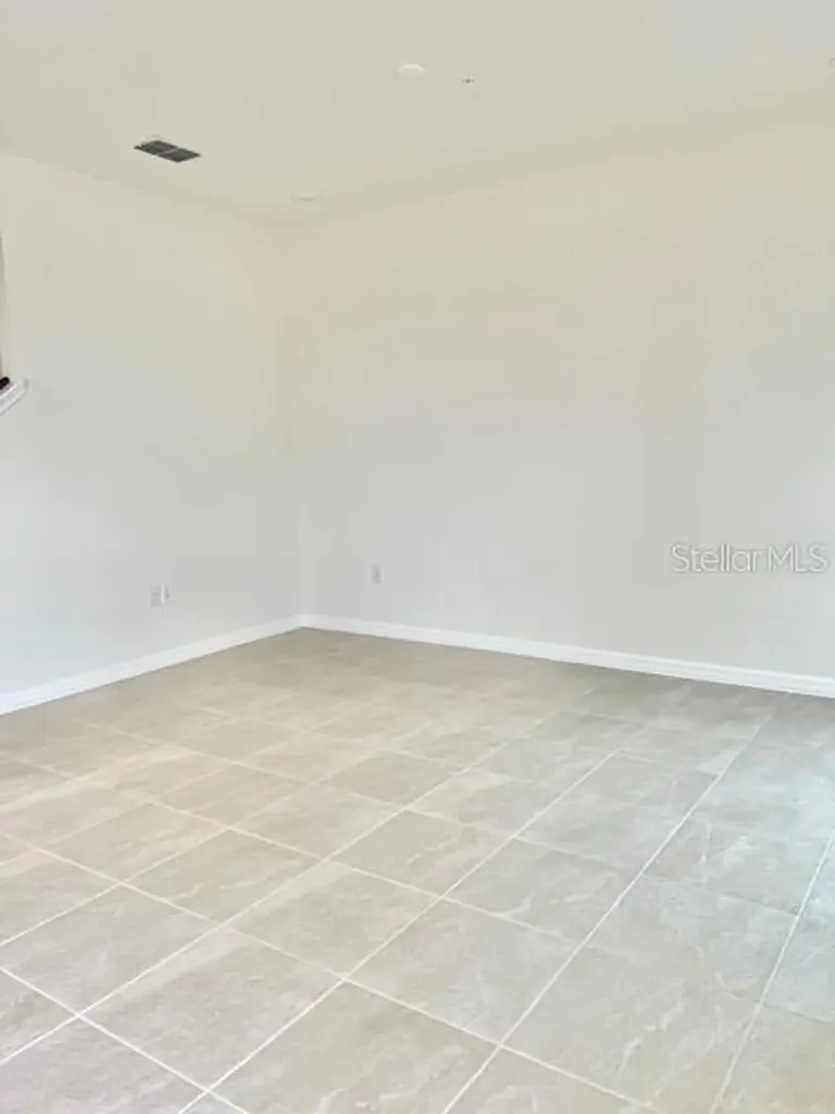 11942 Dune Alley Orlando FL 32832