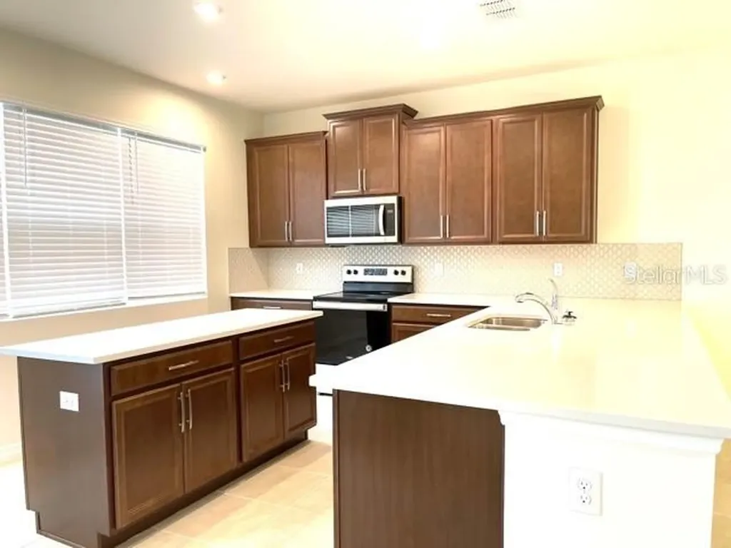 11942 Dune Alley Orlando FL 32832