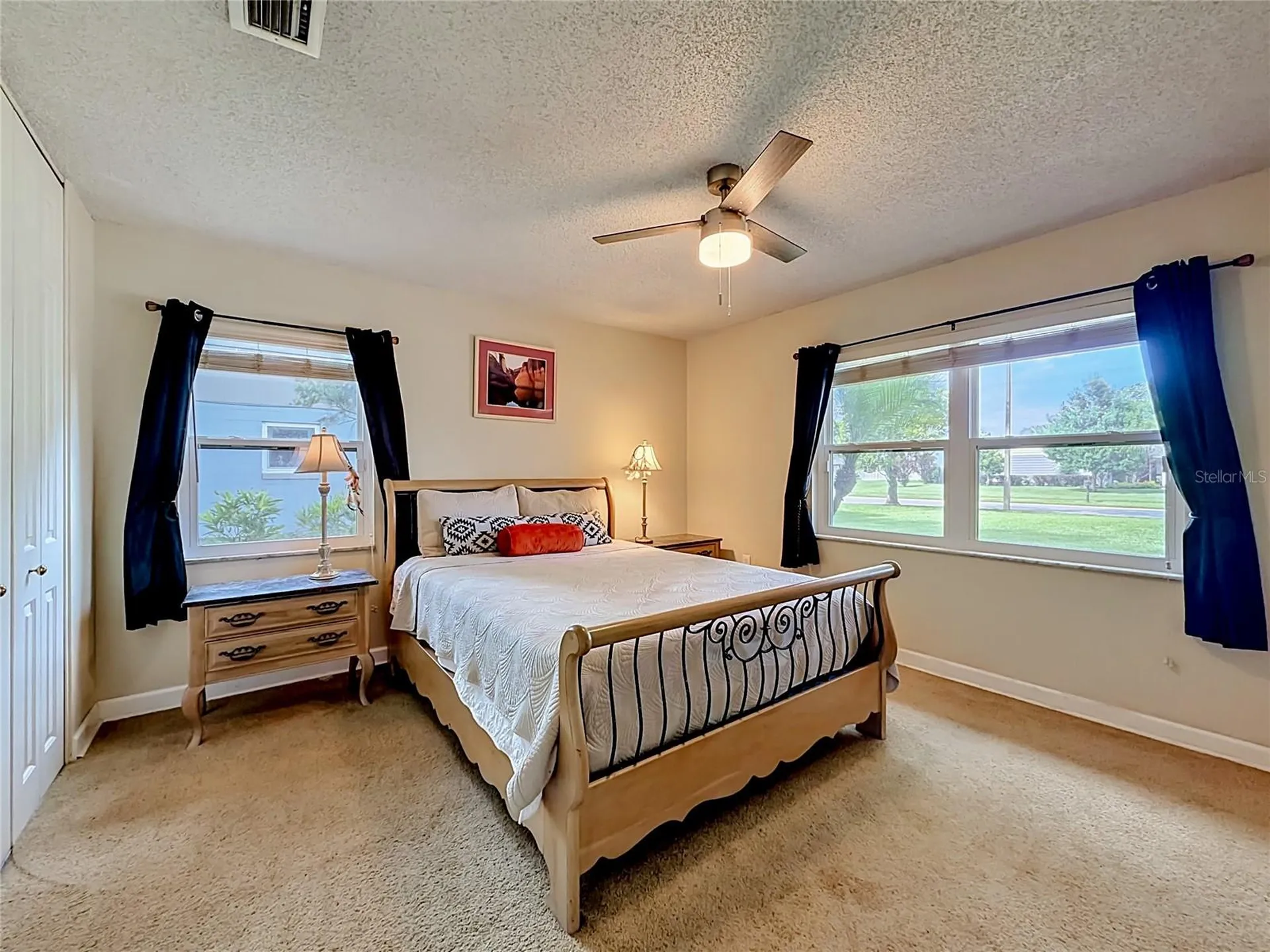 5020 The Oaks Circle Edgewood FL 32809