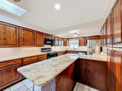 5020 The Oaks Circle Edgewood FL 32809