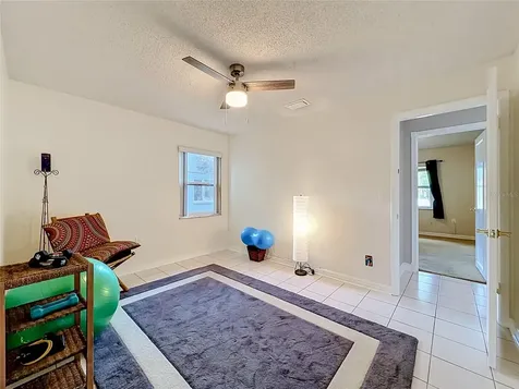 5020 The Oaks Circle Edgewood FL 32809