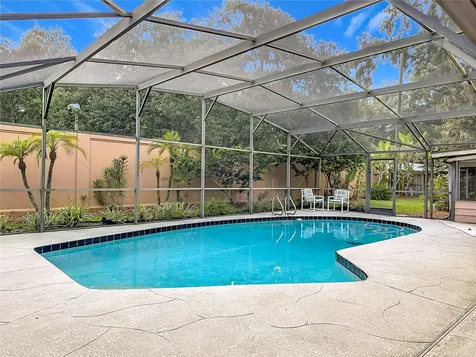 5020 The Oaks Circle Edgewood FL 32809