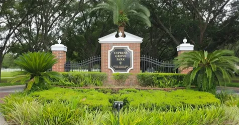 5020 The Oaks Circle Edgewood FL 32809