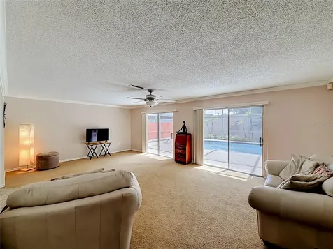 5020 The Oaks Circle Edgewood FL 32809