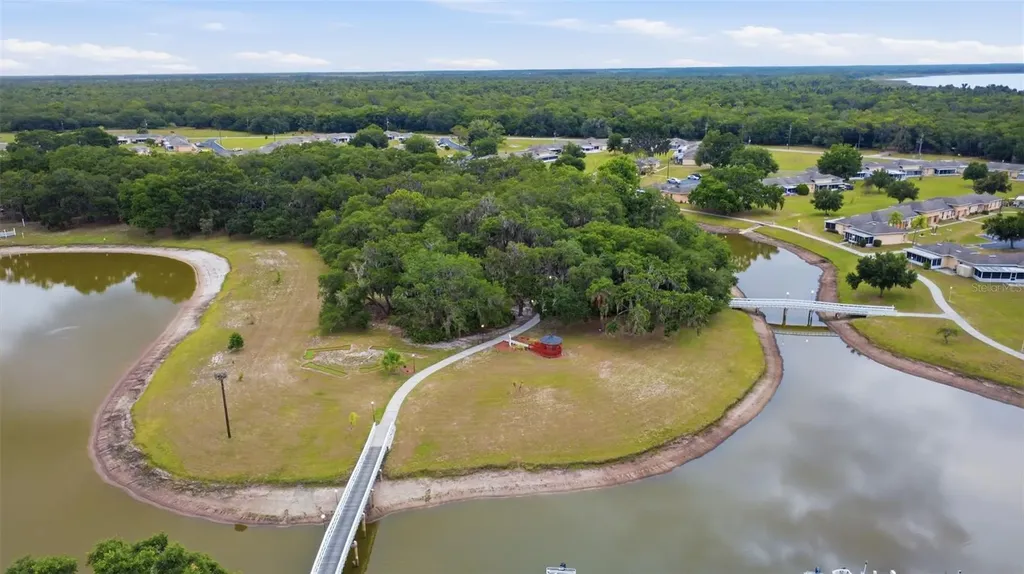 2607 Club Circle Lake Wales FL 33898