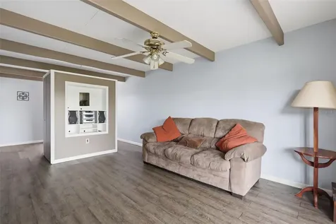 2607 Club Circle Lake Wales FL 33898