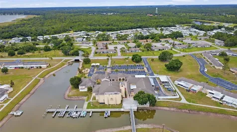 2607 Club Circle Lake Wales FL 33898
