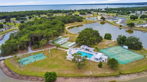 2607 Club Circle Lake Wales FL 33898