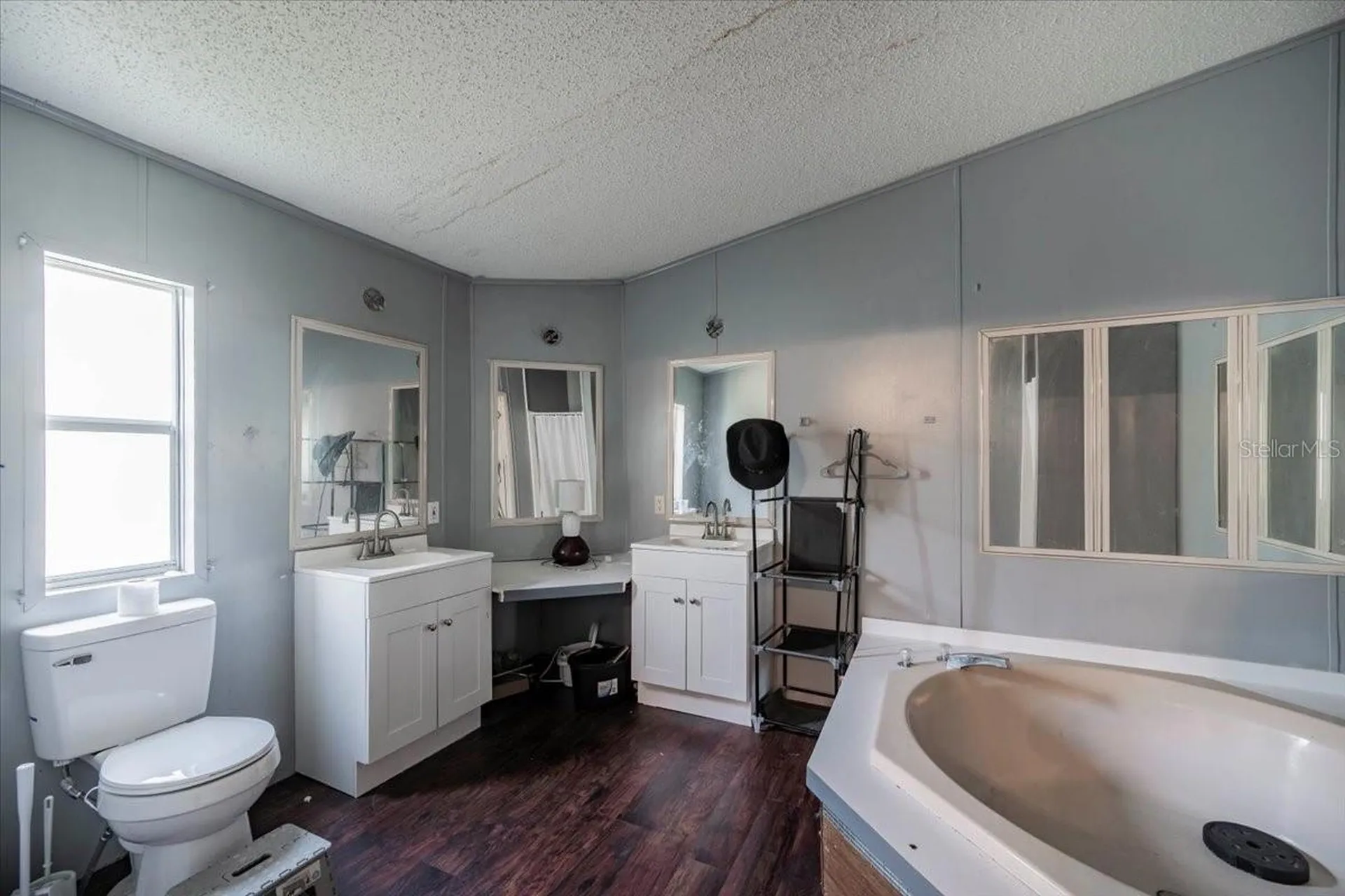 2210 D R Bryant Road Lakeland FL 33810