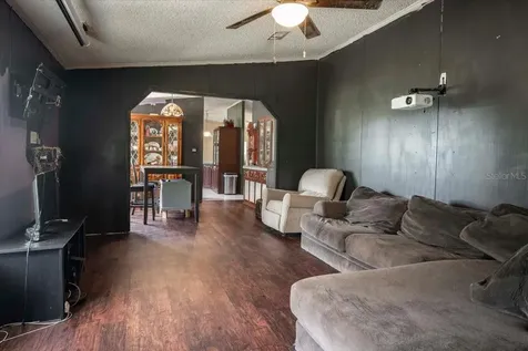 2210 D R Bryant Road Lakeland FL 33810