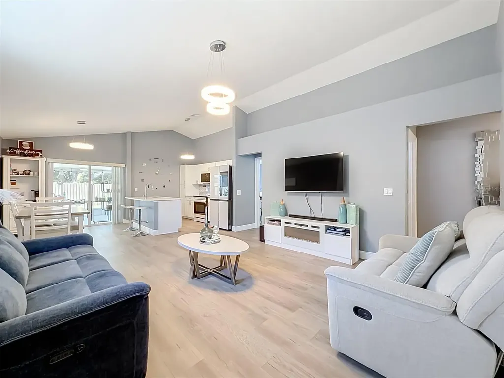 11654 Purple Lilac Circle Orlando FL 32837