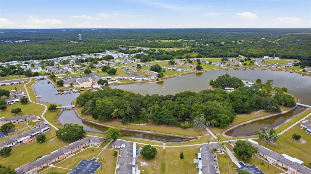 2629 Club Circle Lake Wales FL 33898