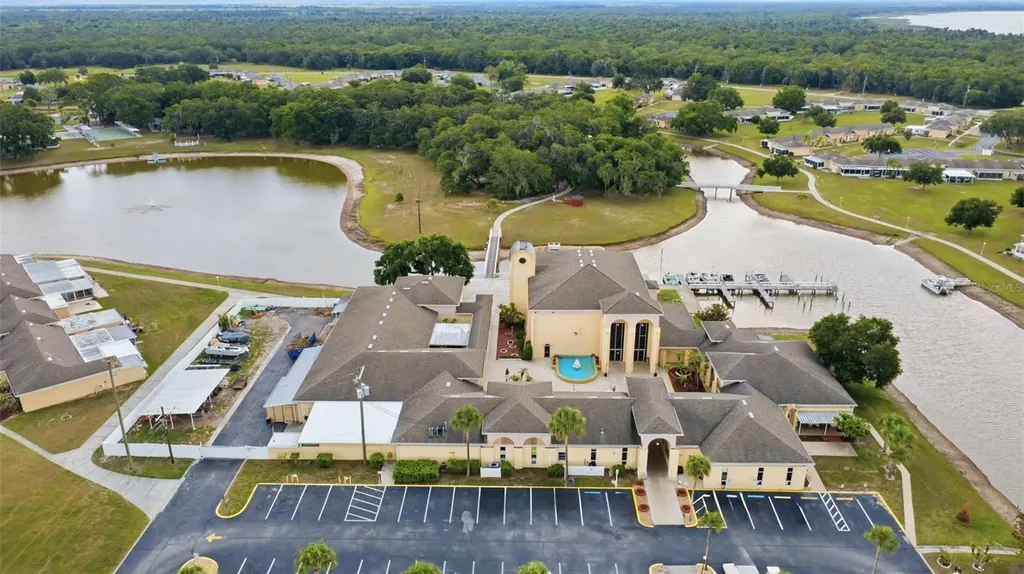2629 Club Circle Lake Wales FL 33898