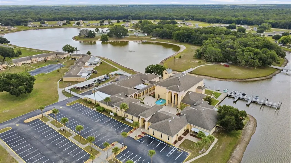2629 Club Circle Lake Wales FL 33898