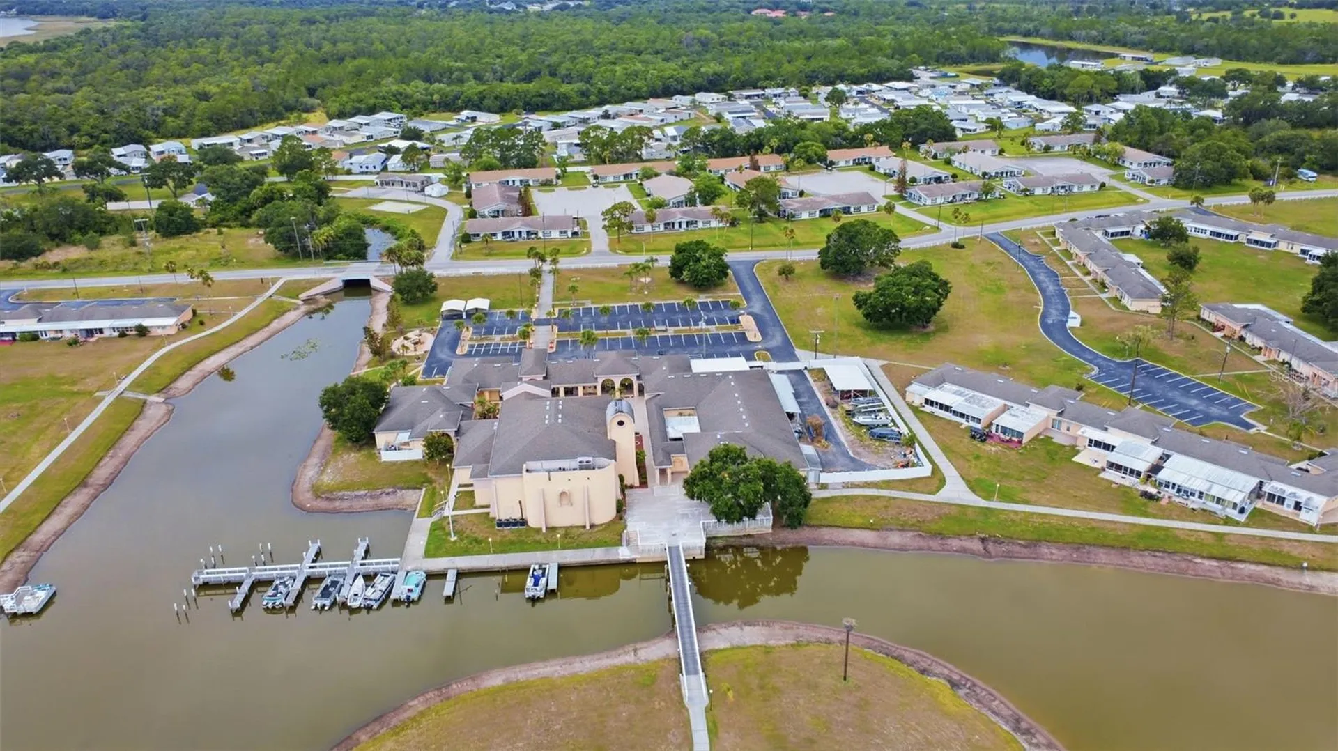 2629 Club Circle Lake Wales FL 33898