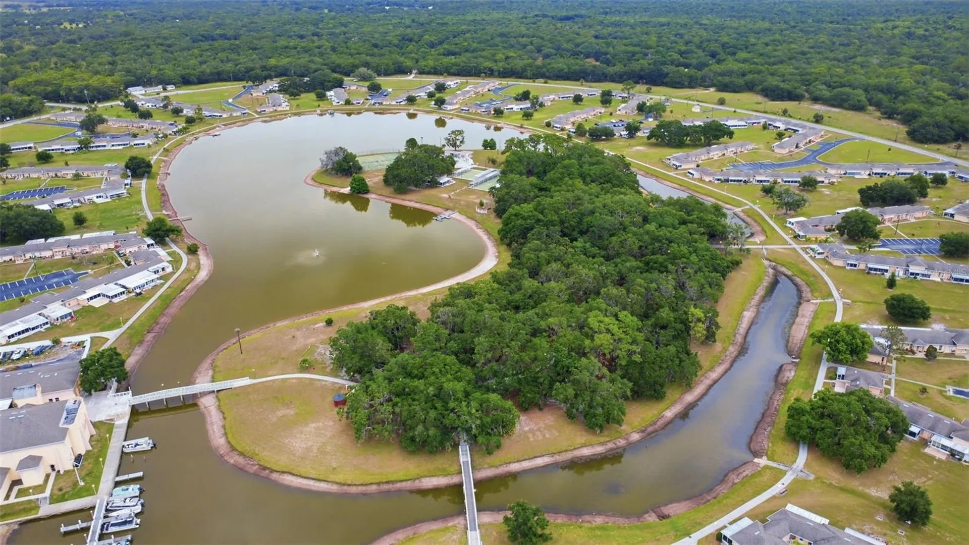 2629 Club Circle Lake Wales FL 33898