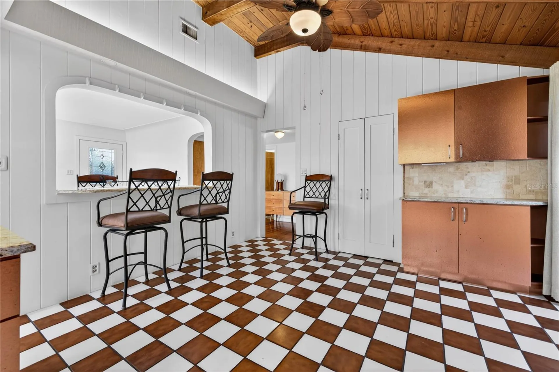 6113 10th Avenue S Gulfport FL 33707