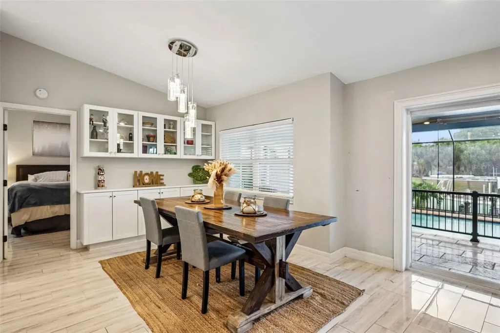 6304 Flamingo Drive Apollo Beach FL 33572