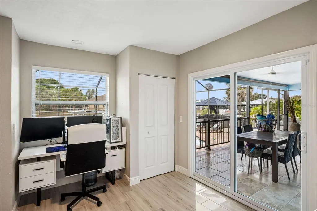 6304 Flamingo Drive Apollo Beach FL 33572