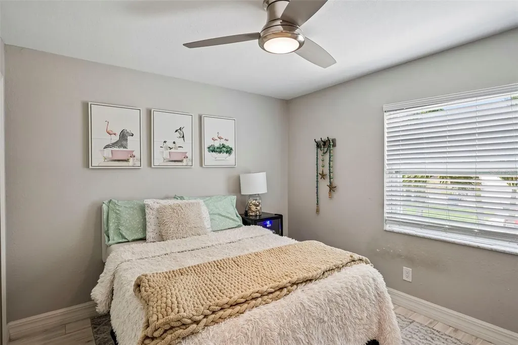 6304 Flamingo Drive Apollo Beach FL 33572