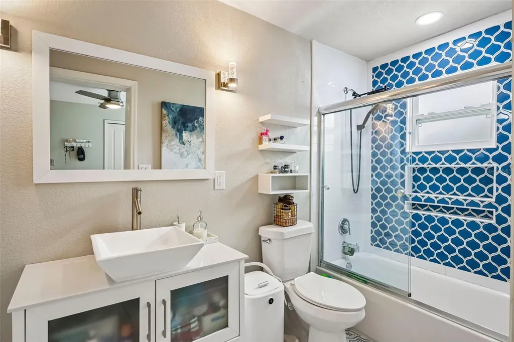 6304 Flamingo Drive Apollo Beach FL 33572