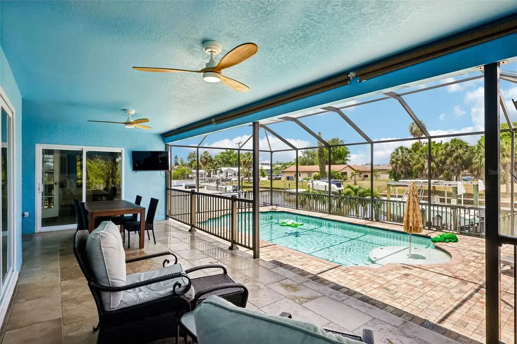 6304 Flamingo Drive Apollo Beach FL 33572