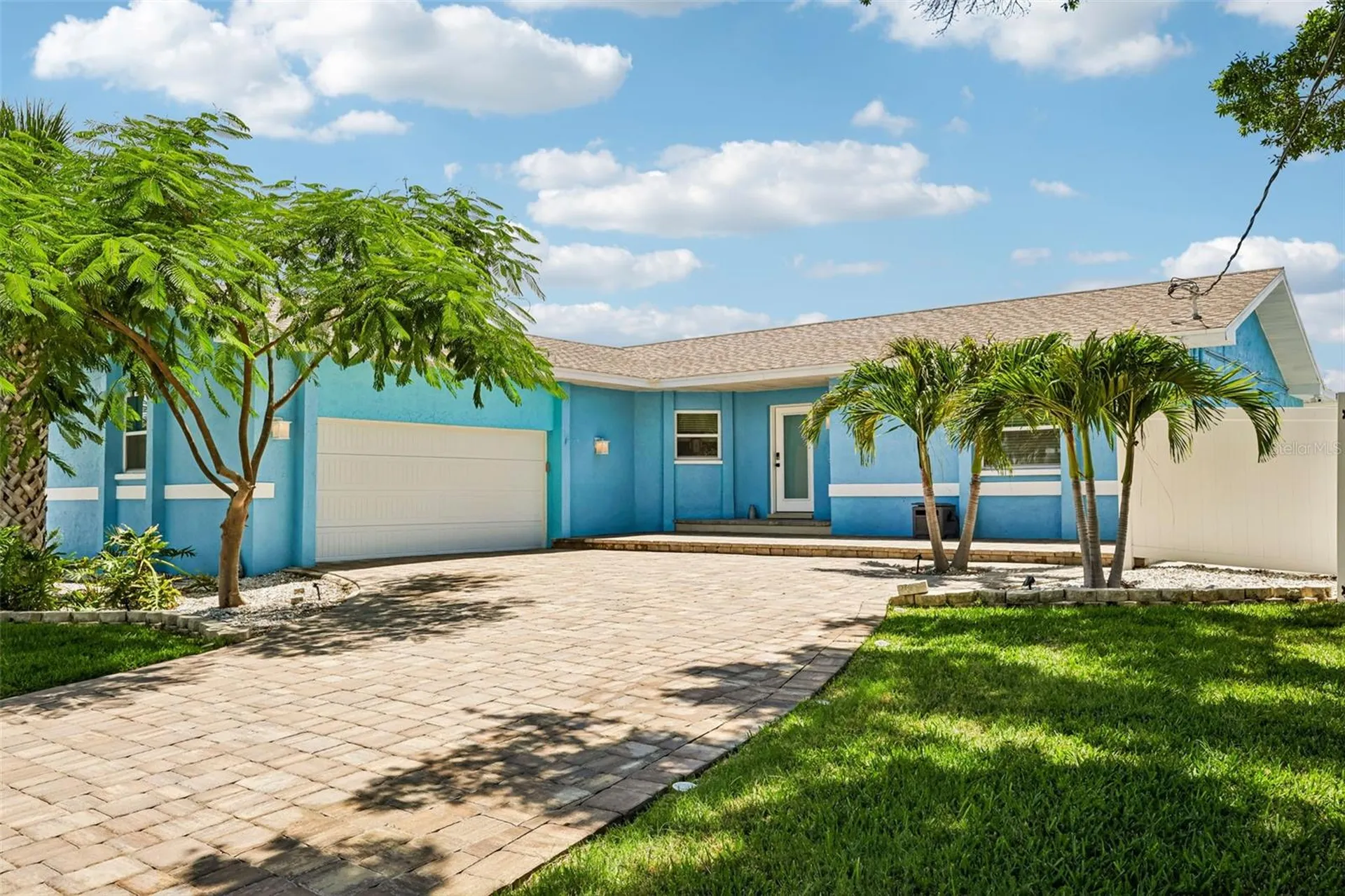 6304 Flamingo Drive Apollo Beach FL 33572