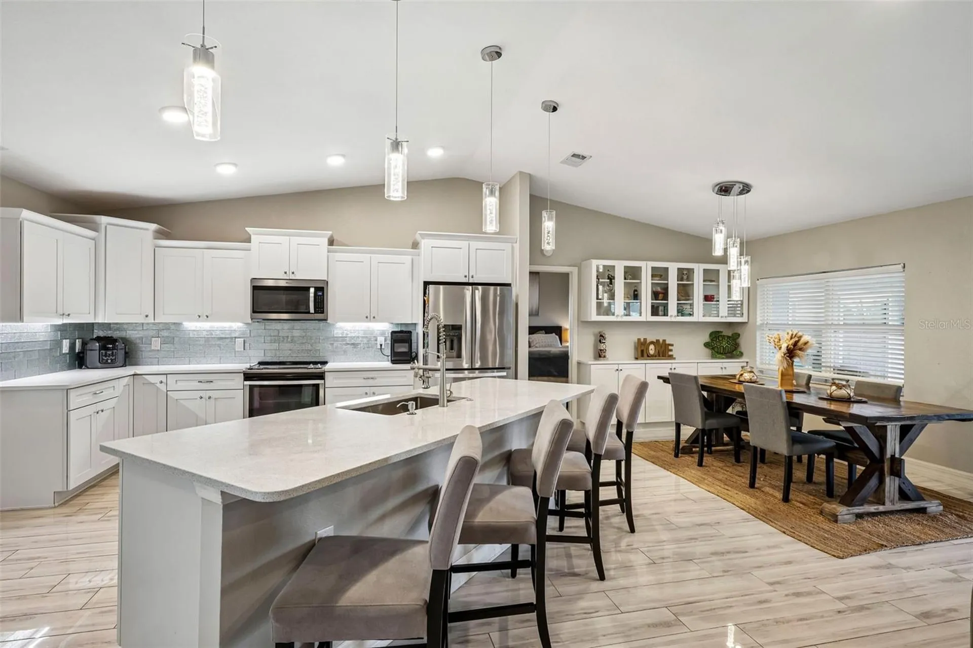 6304 Flamingo Drive Apollo Beach FL 33572
