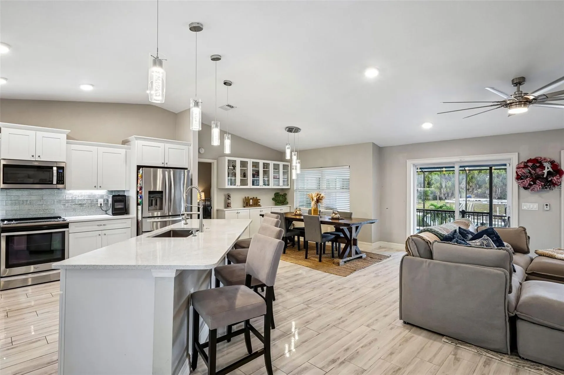 6304 Flamingo Drive Apollo Beach FL 33572