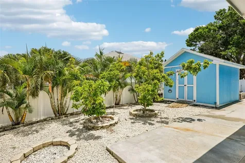 6304 Flamingo Drive Apollo Beach FL 33572
