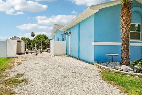 6304 Flamingo Drive Apollo Beach FL 33572
