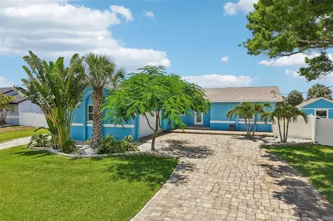 6304 Flamingo Drive Apollo Beach FL 33572